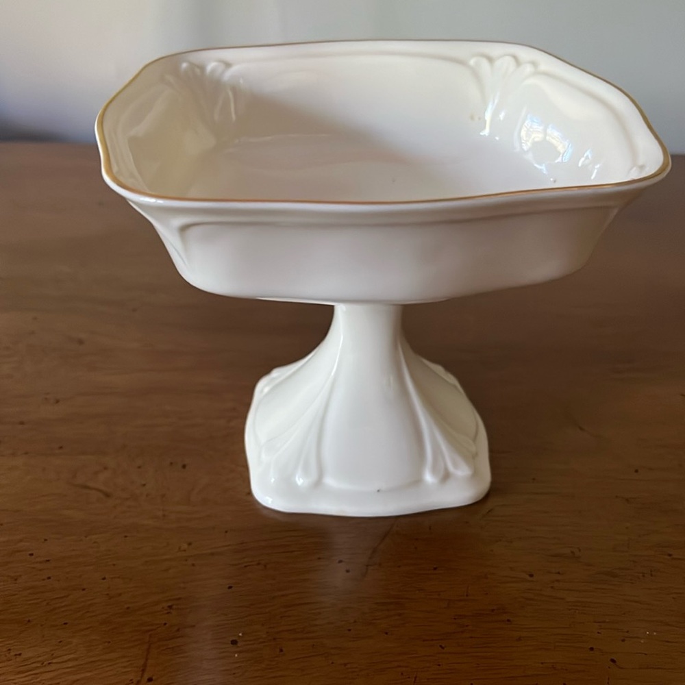 Lenox dish on pedestal candy dish ivory